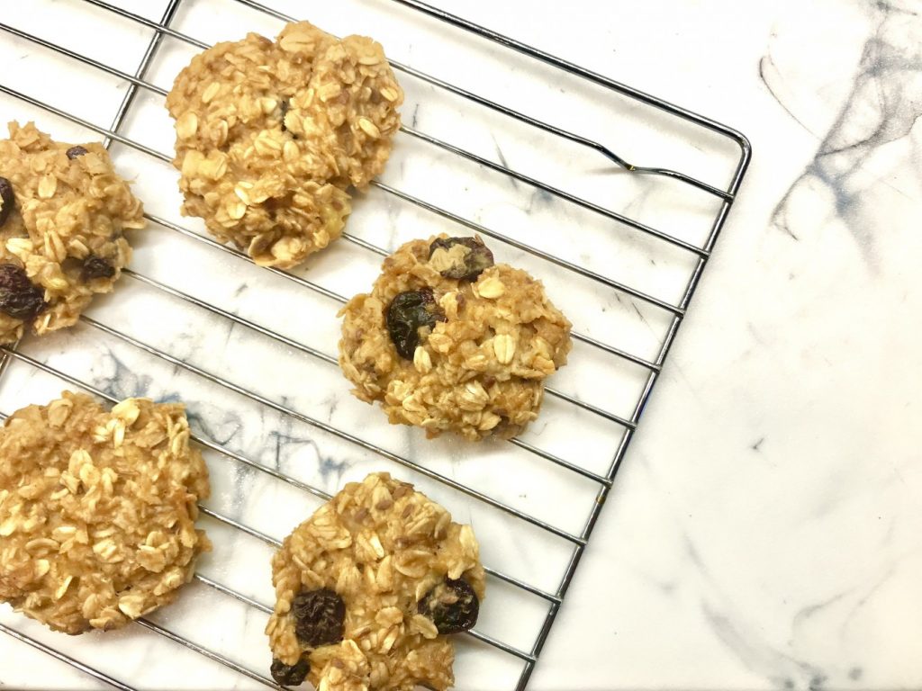 3 ingredient peanut butter banana cookies