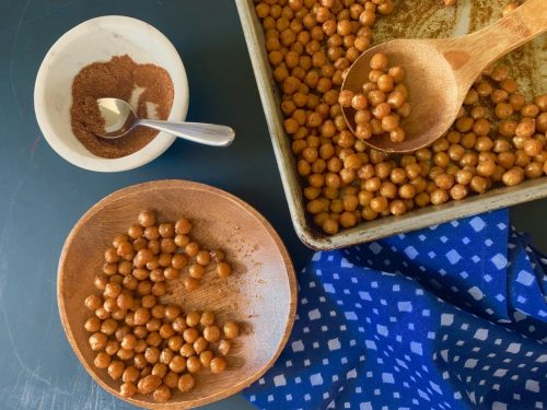 Crispy savory spiced chickpeas 2 e1590250646556
