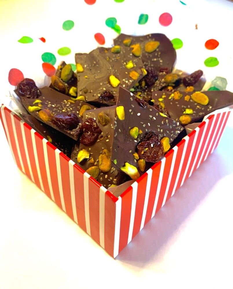 Festive dark chocolate 1A