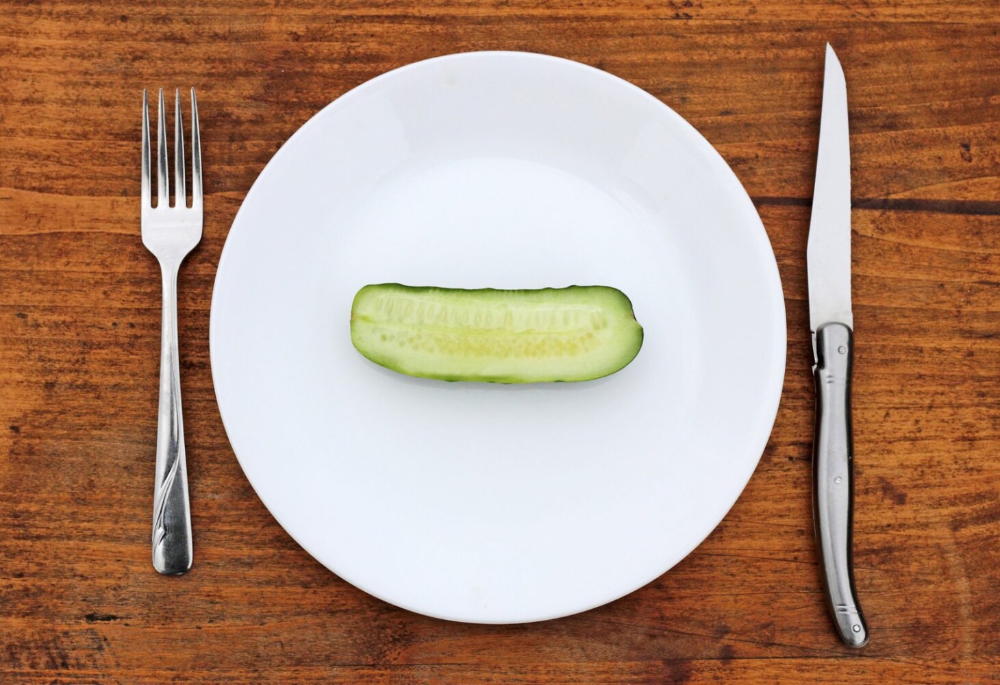 Why Crash Diets Will Only Capsize Your Weight Loss Efforts And What To